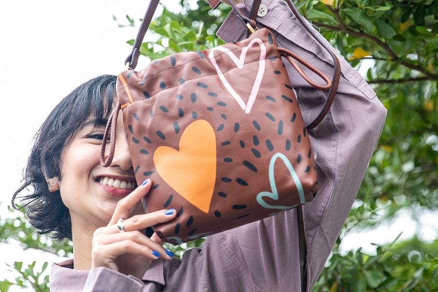 Gigi Small Drawstring Hearts